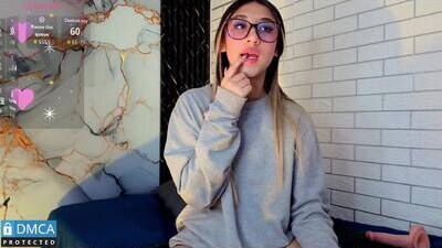 isa_sweet1_ public webcam profile photo 5
