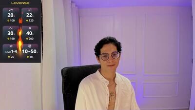 isaac_miler public webcam profile photo 4
