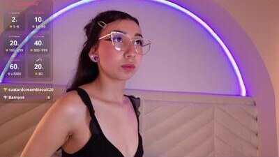 isabella_crofts public webcam profile photo 9