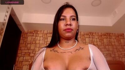 isabella_lopez_ public webcam profile photo 2