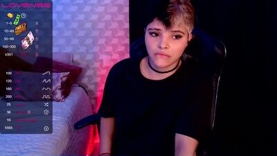 isabellamoutt public webcam profile photo 2