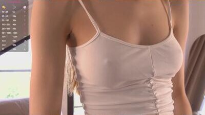 isabellavella public webcam profile photo 9