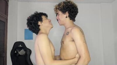 isidroglasc public webcam profile photo 8