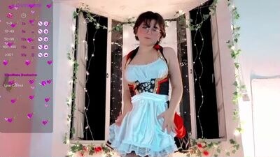 isis_scarlett public webcam profile photo 2