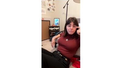 itschloelaurent public webcam profile photo 9