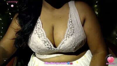 itsmiradesire public webcam profile photo 8