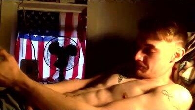 itzd123 public webcam profile photo 5