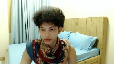 itzme_curlyalvin public webcam profile photo 3