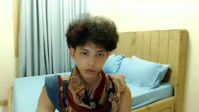itzme_curlyalvin public webcam profile photo 5