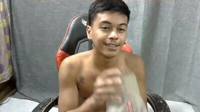 itzme_jhonfred public webcam profile photo 6