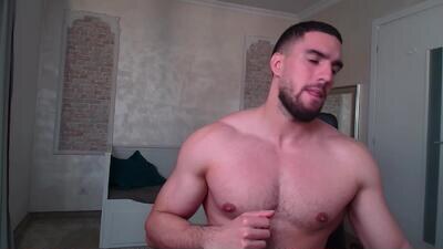 ivanhydee public webcam profile photo 3