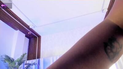 ivtt_love public webcam profile photo 8