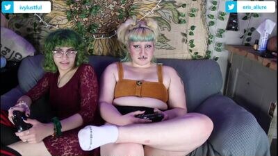 ivylustful public webcam profile photo 4