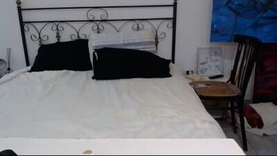 izumi_meow public webcam profile photo 7