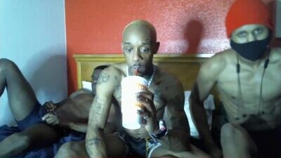 izzy_ronin public webcam profile photo 2