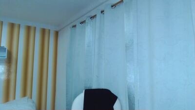 jade_dorthini public webcam profile photo 3