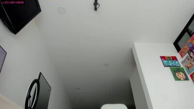 jade_porn public webcam profile photo 8