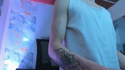 james_adamss_ public webcam profile photo 3