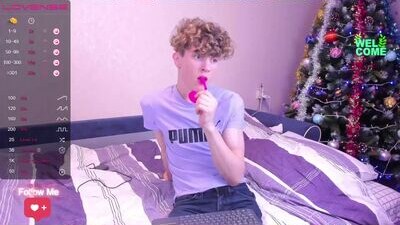 james_mil public webcam profile photo 8
