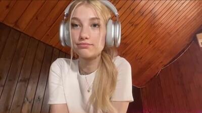 janicesivertsen public webcam profile photo 2