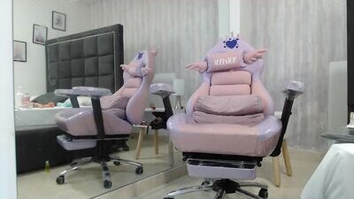 jenmoon_ public webcam profile photo 6