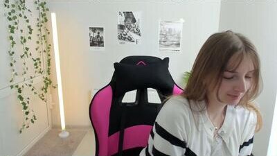 jenniestar public webcam profile photo 6