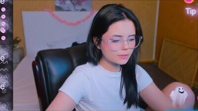 jenniferwandis77 public webcam profile photo 3