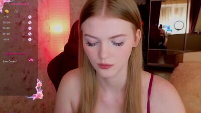 jennykiss11 public webcam profile photo 2
