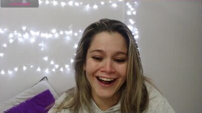 jessi_robertss public webcam profile photo 6