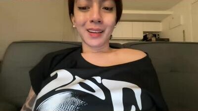 jewelmoore public webcam profile photo 8