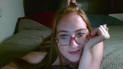 jilliangiselle public webcam profile photo 8