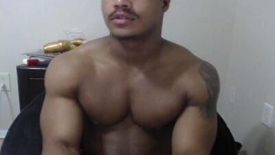 jj7483 public webcam profile photo 4