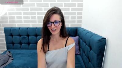 joannelson public webcam profile photo 2