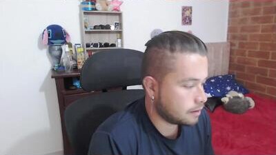 johanleonsweetboy public webcam profile photo 5