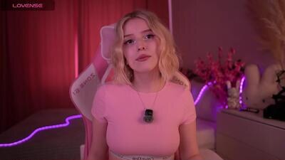 joicequeen public webcam profile photo 2