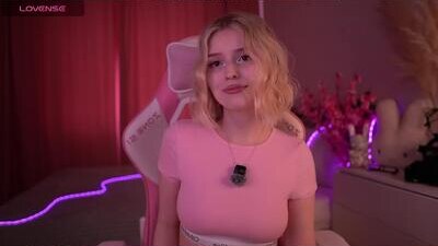 joicequeen public webcam profile photo 8
