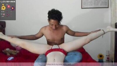 jolie_reyes1 public webcam profile photo 3