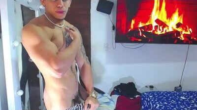 josh_kleiin public webcam profile photo 5