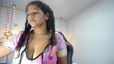 joycehopper public webcam profile photo 10
