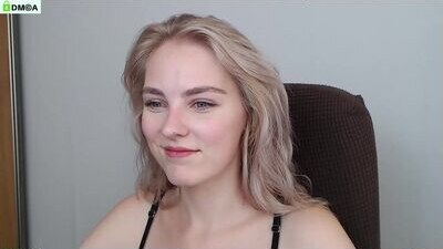 jscarlett public webcam profile photo 5