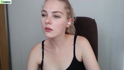 jscarlett public webcam profile photo 7