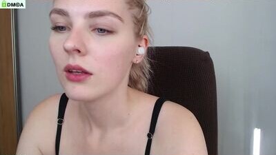 jscarlett public webcam profile photo 8