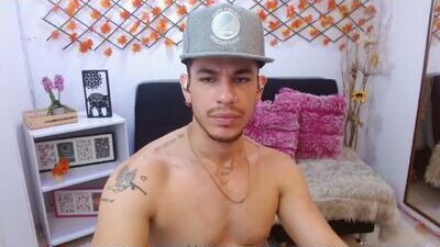 juan023_ public webcam profile photo 9