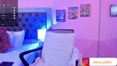 juana_petite public webcam profile photo 3