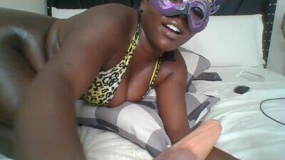 juicyass_gamma public webcam profile photo 5