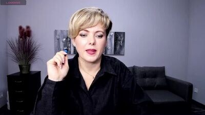 julia_wilsons public webcam profile photo 3