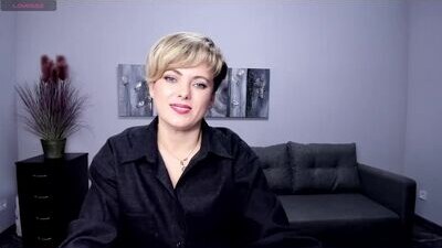 julia_wilsons public webcam profile photo 6