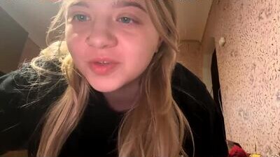 juliacrazy_ public webcam profile photo 5