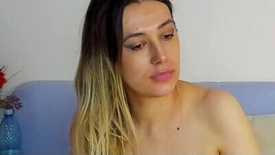 juliahunts public webcam profile photo 10