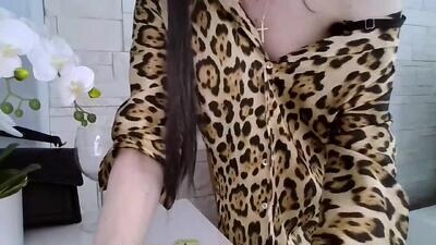 juliaorgasm public webcam profile photo 4
